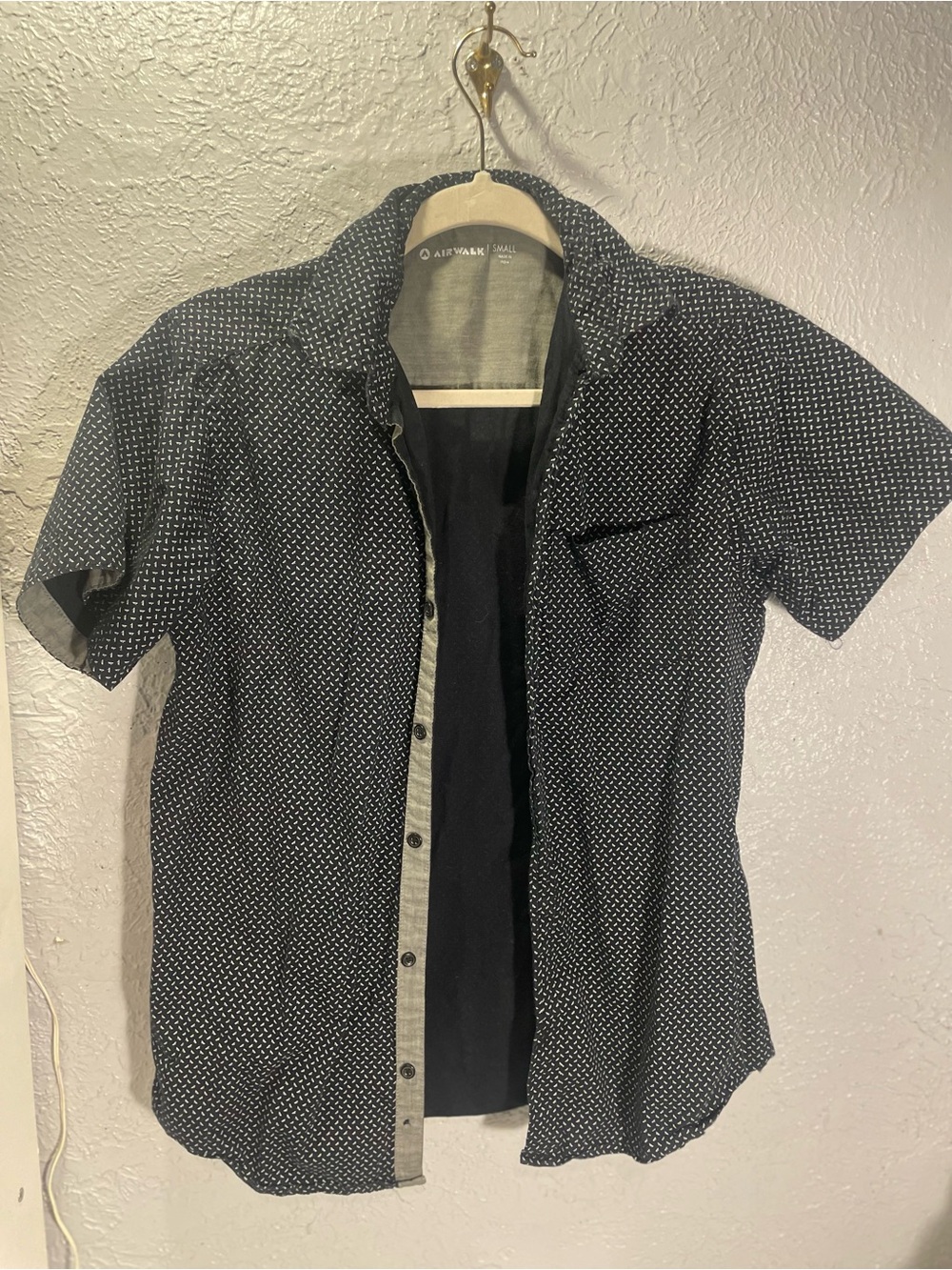 Airwalk Men's Short Sleeve Black Shirt with White Micro Dot Print